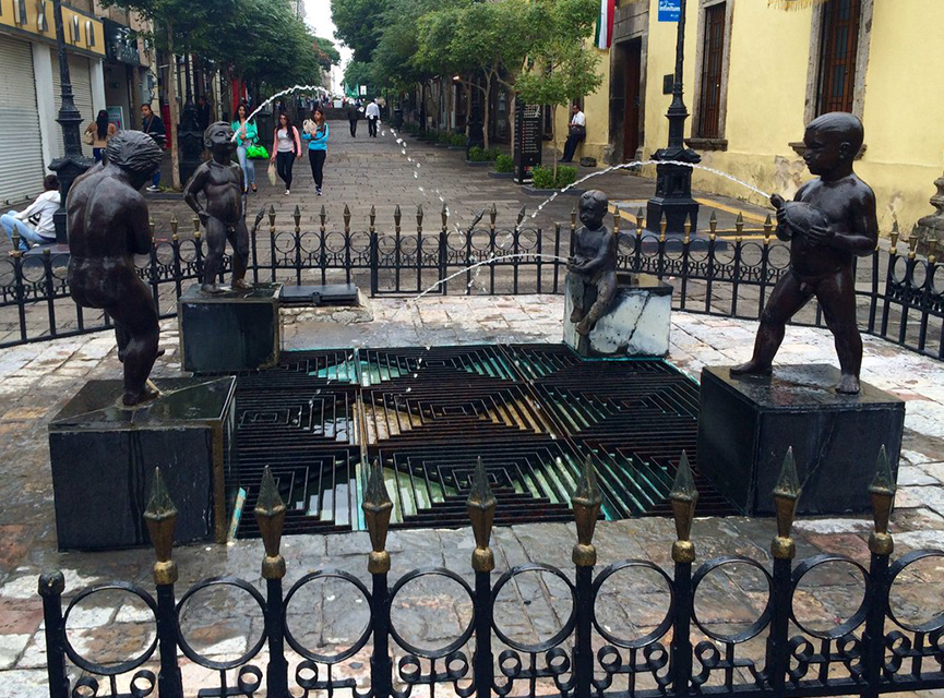 ESTATUAs GUADALAJARA DEFORMA