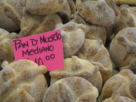 PAN DE MUERTO CUARENTENA DEFORMA