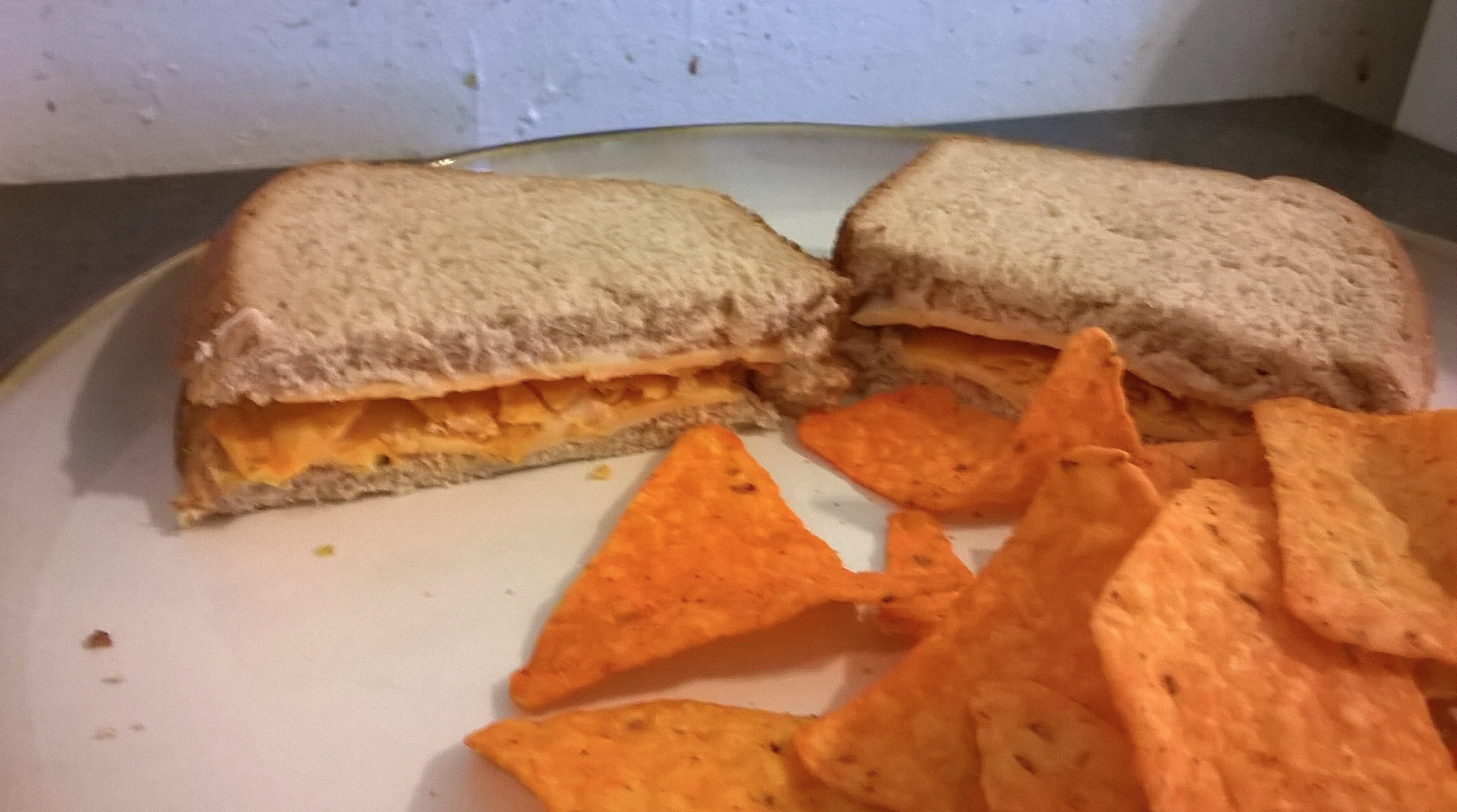 Sandwich con doritos