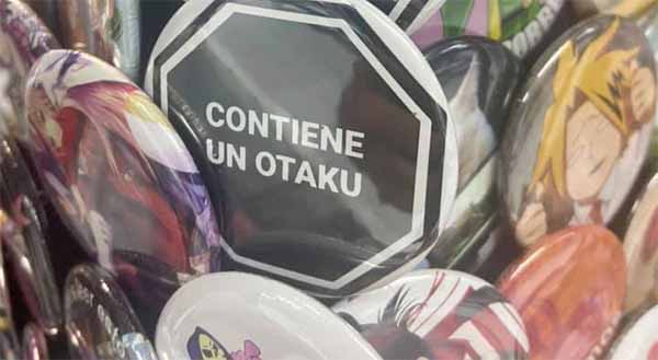 Contiene otaku