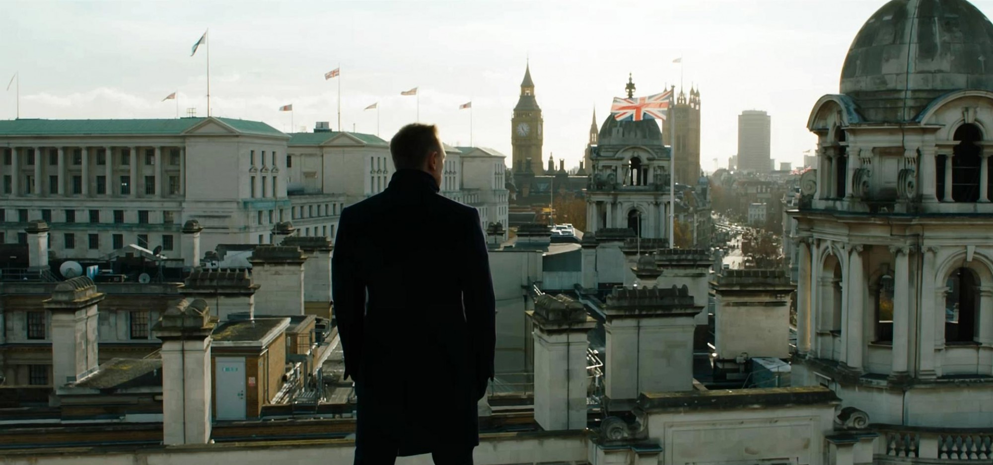 skyfall rooftop 007